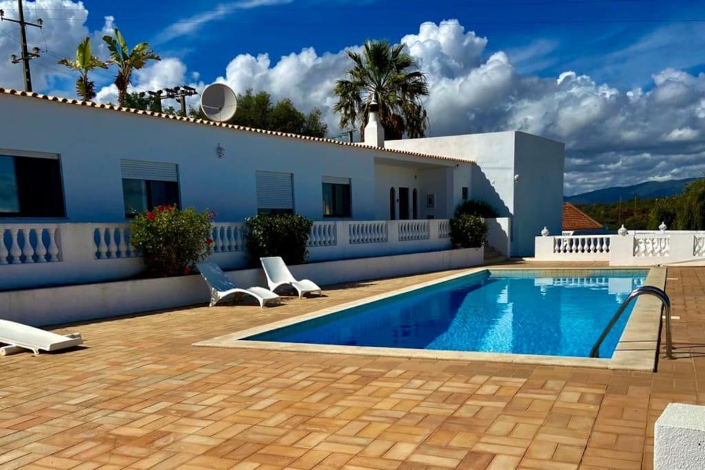 Blue Skies Villas 1&2 Mexilhoeira Grande Екстер'єр фото